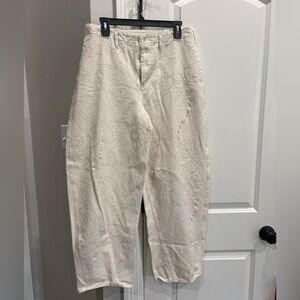 Current Air cream flower front stitch barrel leg denim jeans Size large GUC